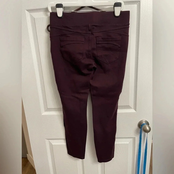 Liverpool Womens Jeans 8/29 Eggplant Purple Elastic Waist Pull On Stretch - Picture 3 of 5